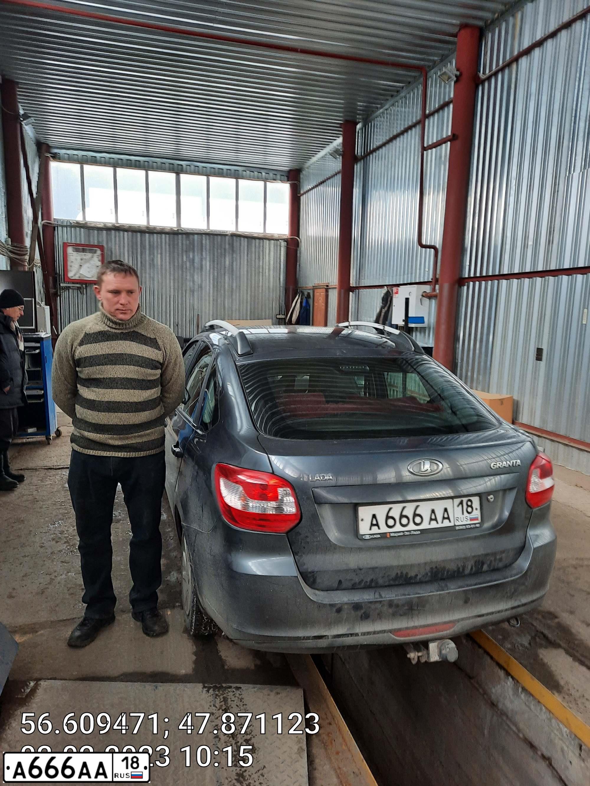 Фото автомобиля LADA 2191 GRANTA, 2016 — госномер А666АА12. Цвет: серебристо темно серый