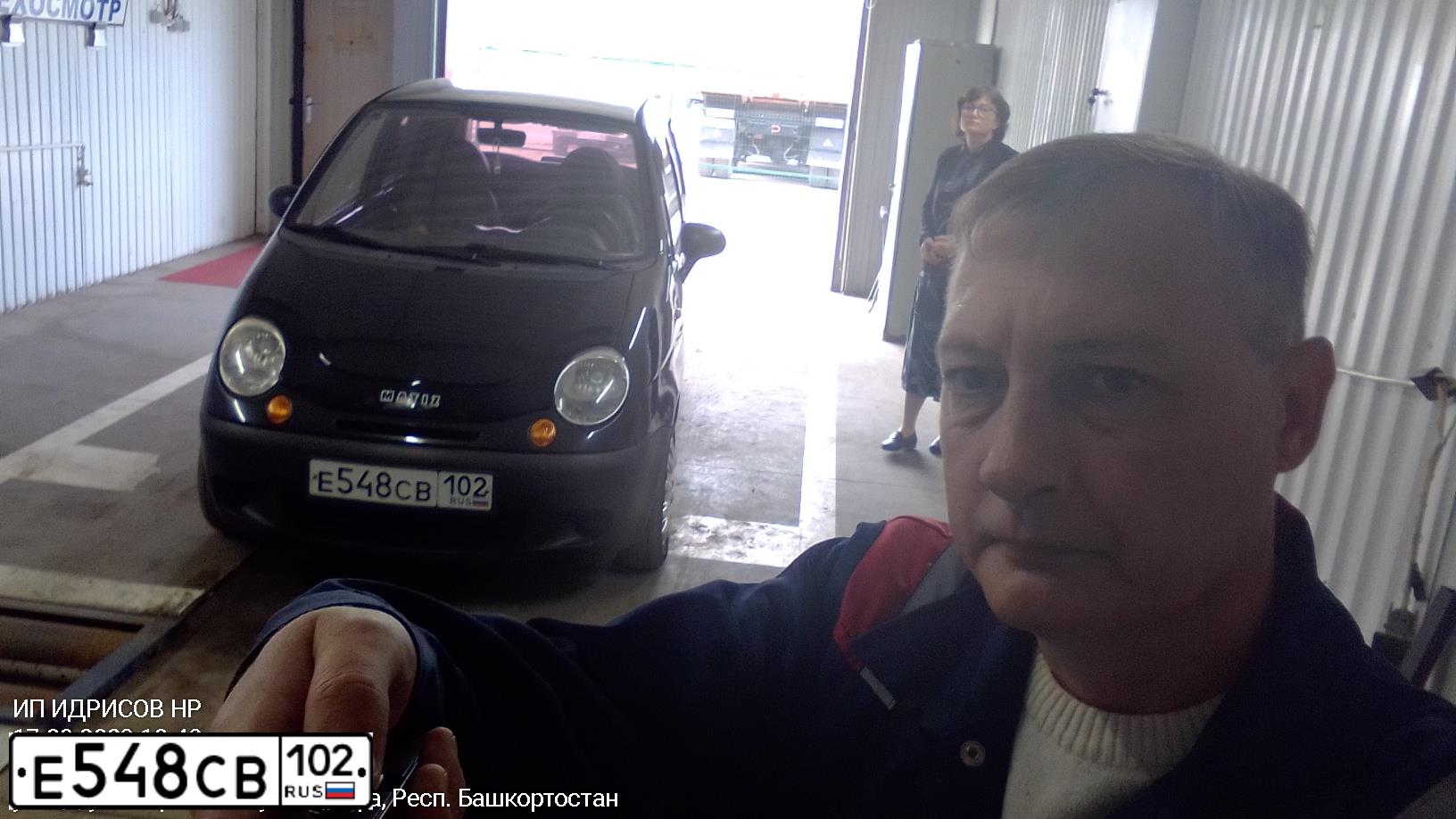 Фото автомобиля DAEWOO MATIZ, 2010 — госномер К462ОТ702. Цвет: Бледно-Черный