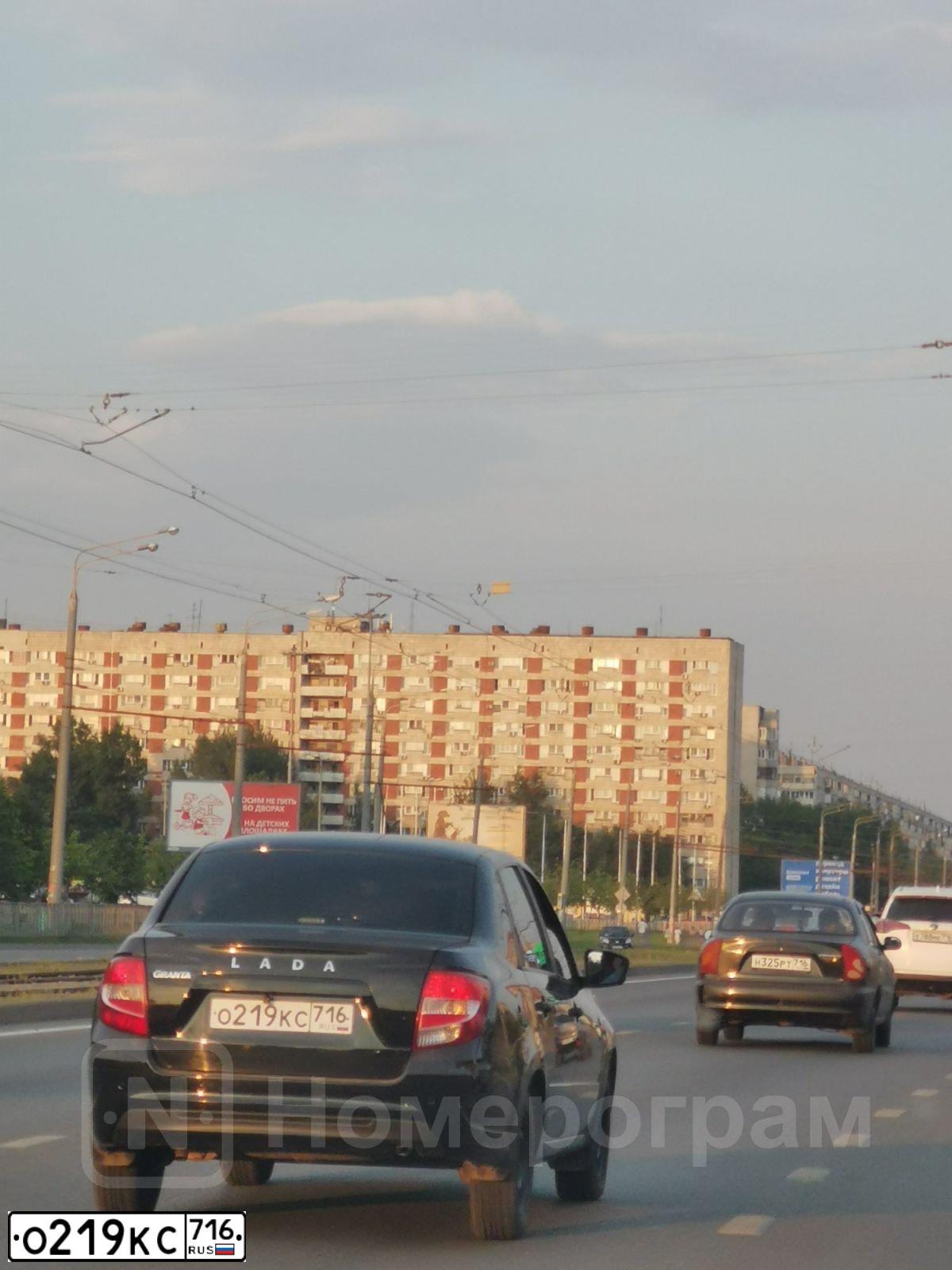Фото автомобиля LADA 2190 GRANTA, 2020 — госномер О219КС716. Цвет: ЧЕРНЫЙ