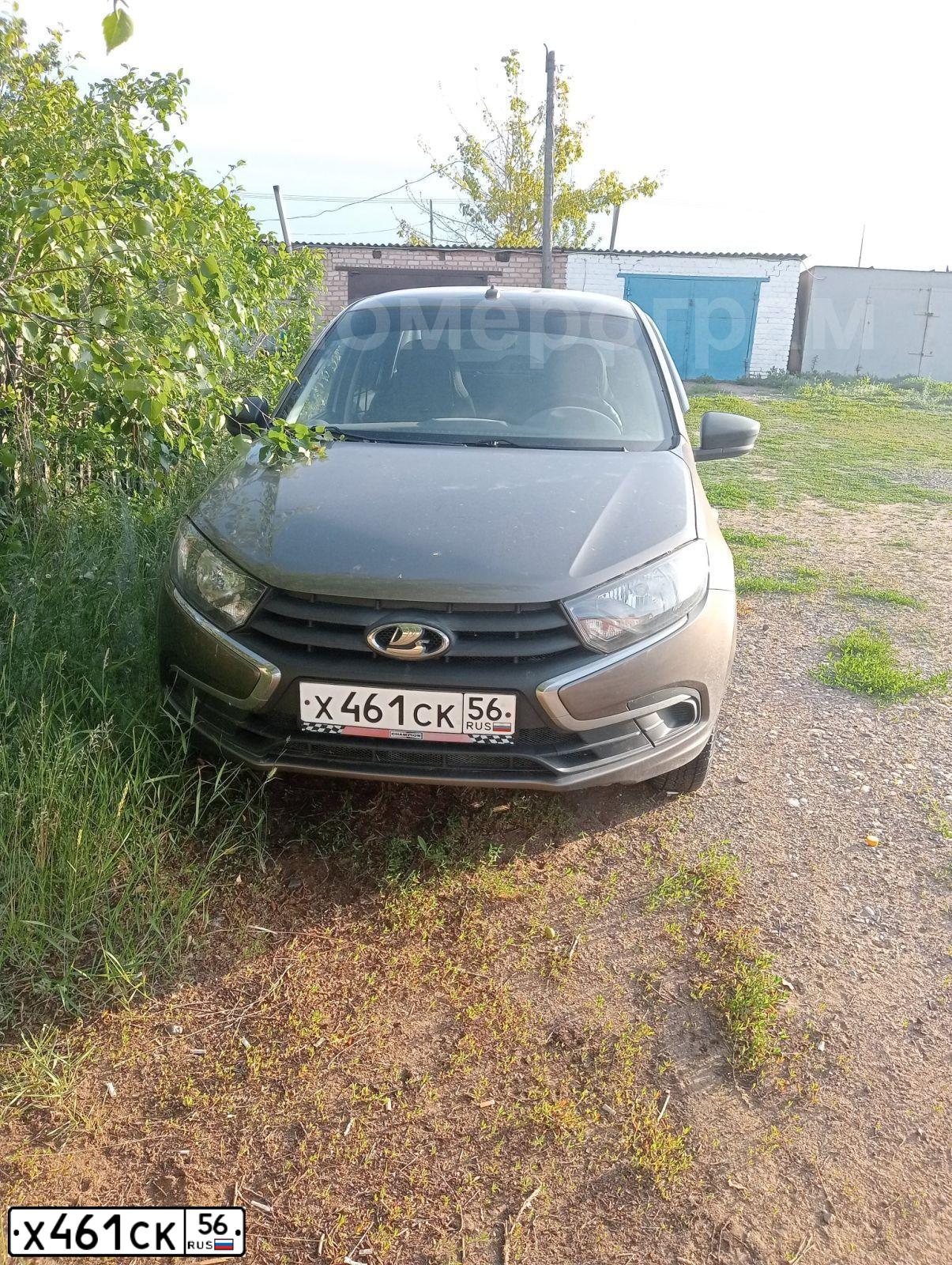 Фото автомобиля LADA 2190 GRANTA, 2018 — госномер Х461СК56. Цвет: золотисто коричневый