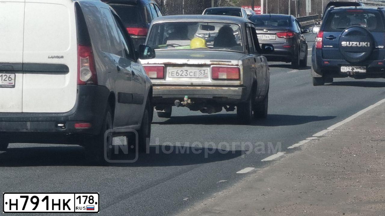 Фото автомобиля MERCEDES B-KLASSE, 2007 — госномер В729МВ790. Цвет: ЧЕРНЫЙ