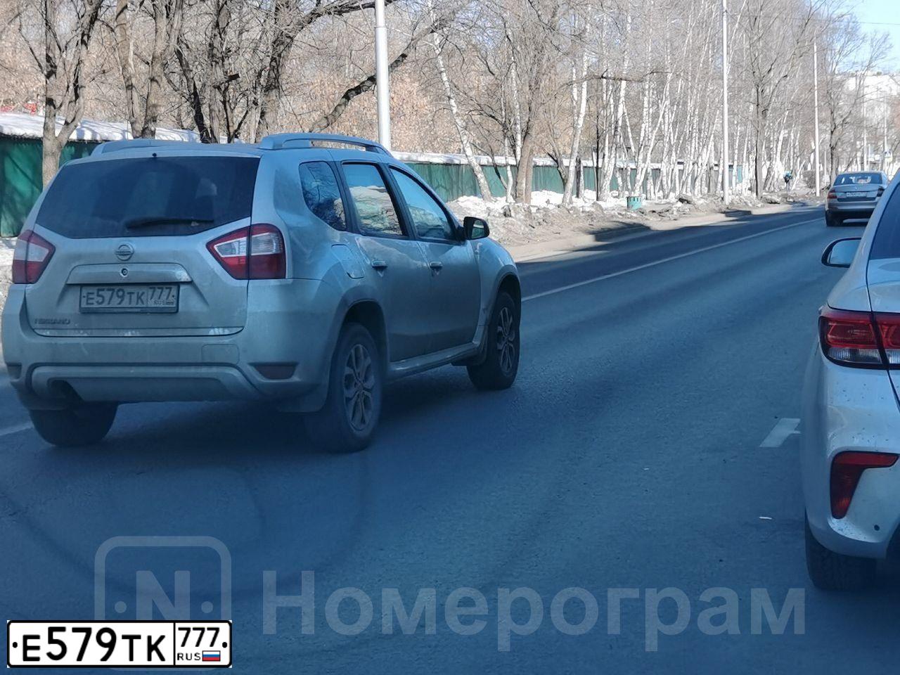 Фото автомобиля NISSAN TERRANO, 2015 — госномер Е579ТК777