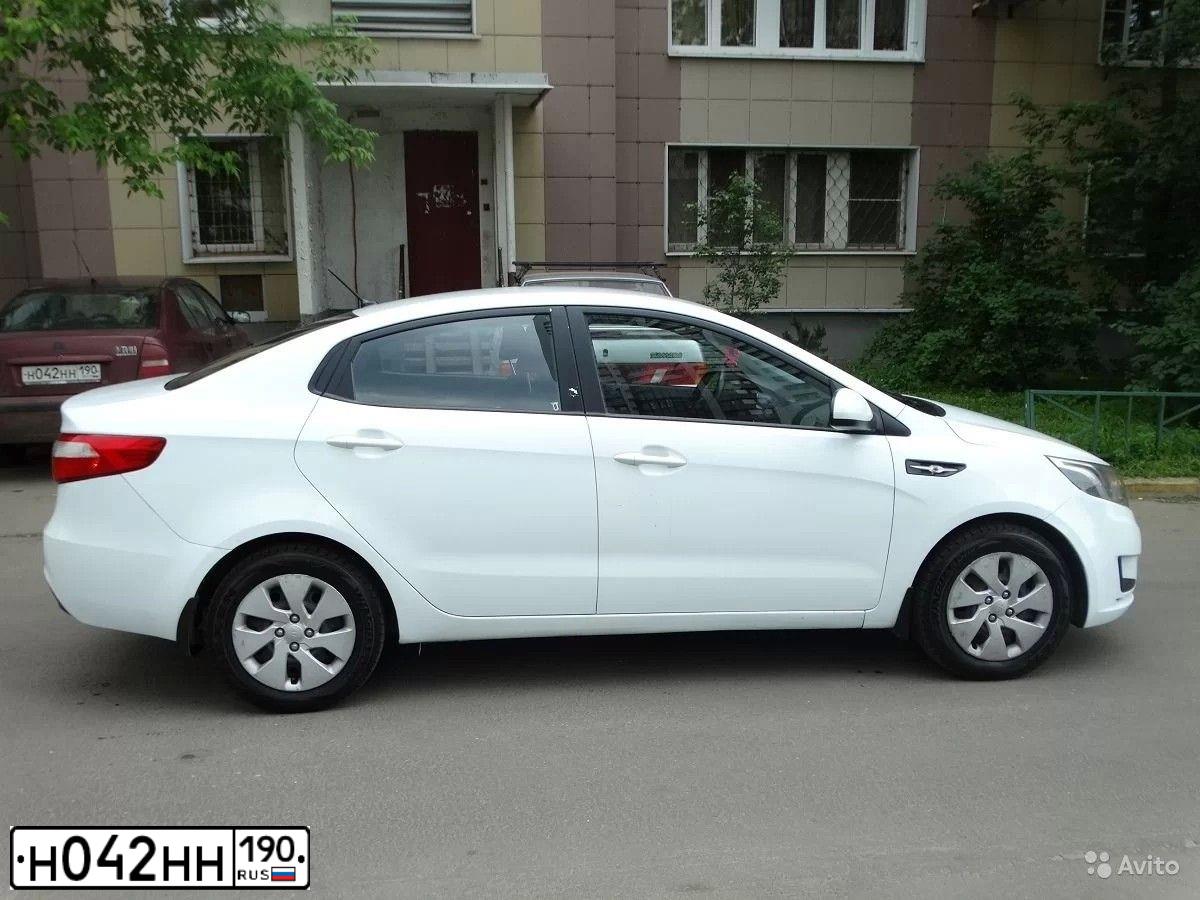 Фото автомобиля SKODA OCTAVIA, 1998 — госномер Т874ВР799. Цвет: Красный