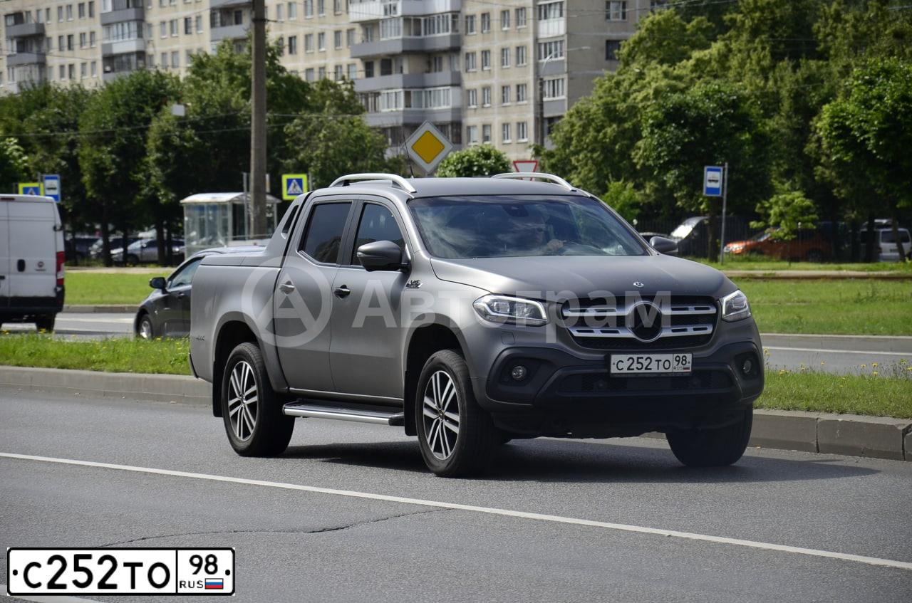 Фото автомобиля MERCEDES GL-KLASSE, 2010 — госномер С252ТО98. Цвет: ЧЕРНЫЙ