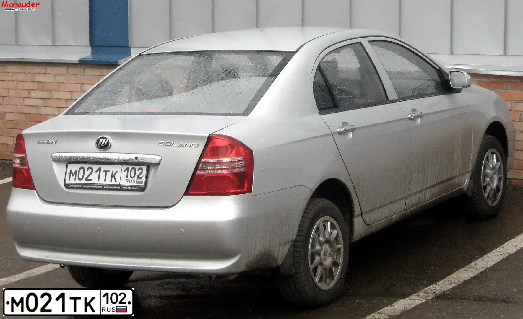 Фото автомобиля LIFAN SOLANO, 2010 — госномер М021ТК102. Цвет: СЕРЕБРО