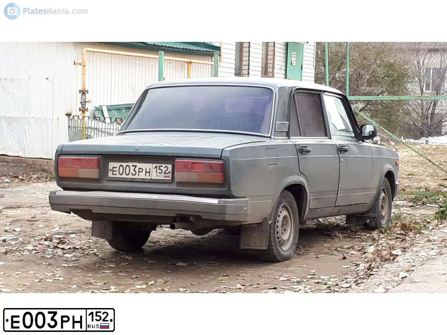 Фото автомобиля LADA 2107, 2010 — госномер Е003РН152. Цвет: СЕРО-ЗЕЛЕНЫЙ