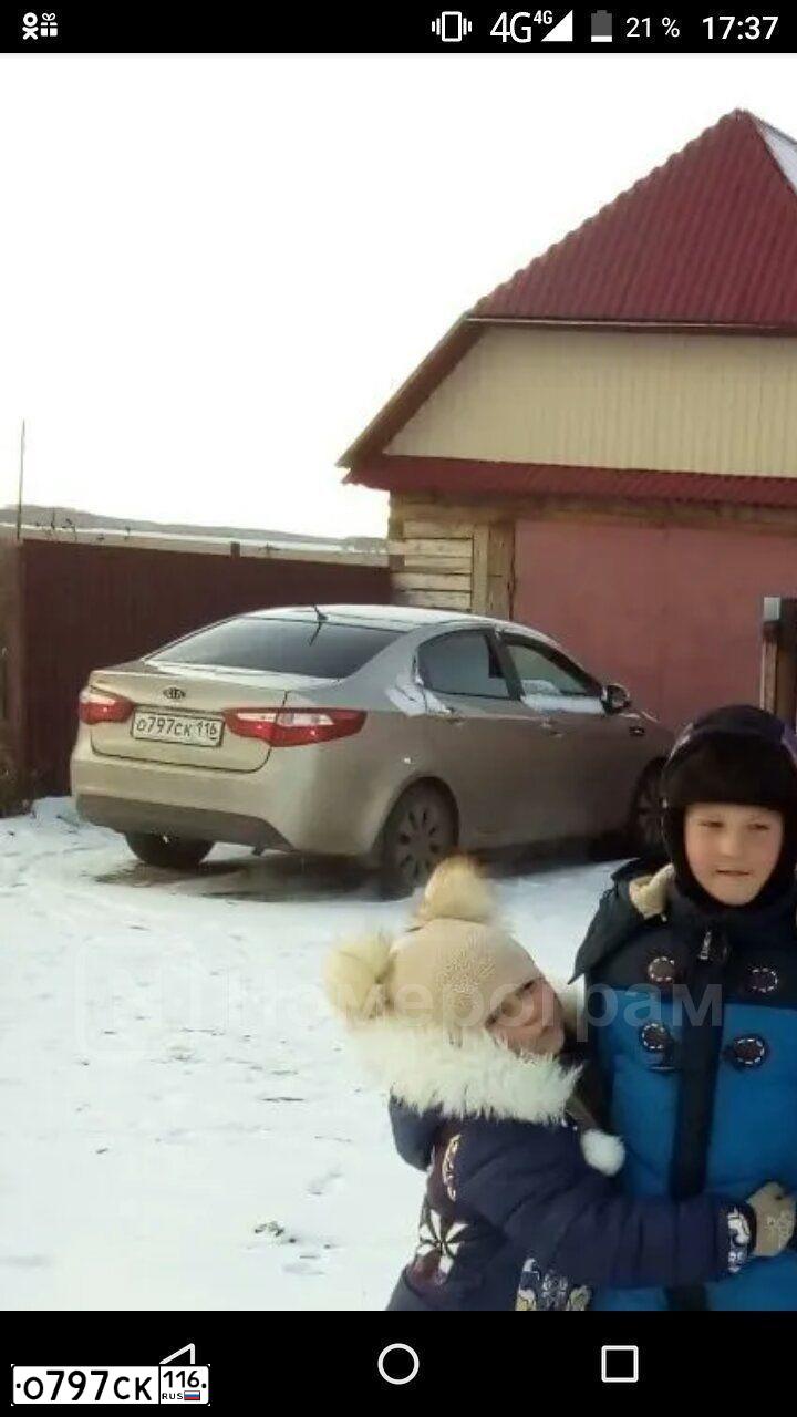 Фото автомобиля KIA RIO, 2012 — госномер У295РР55. Цвет: БЕЖЕВЫЙ