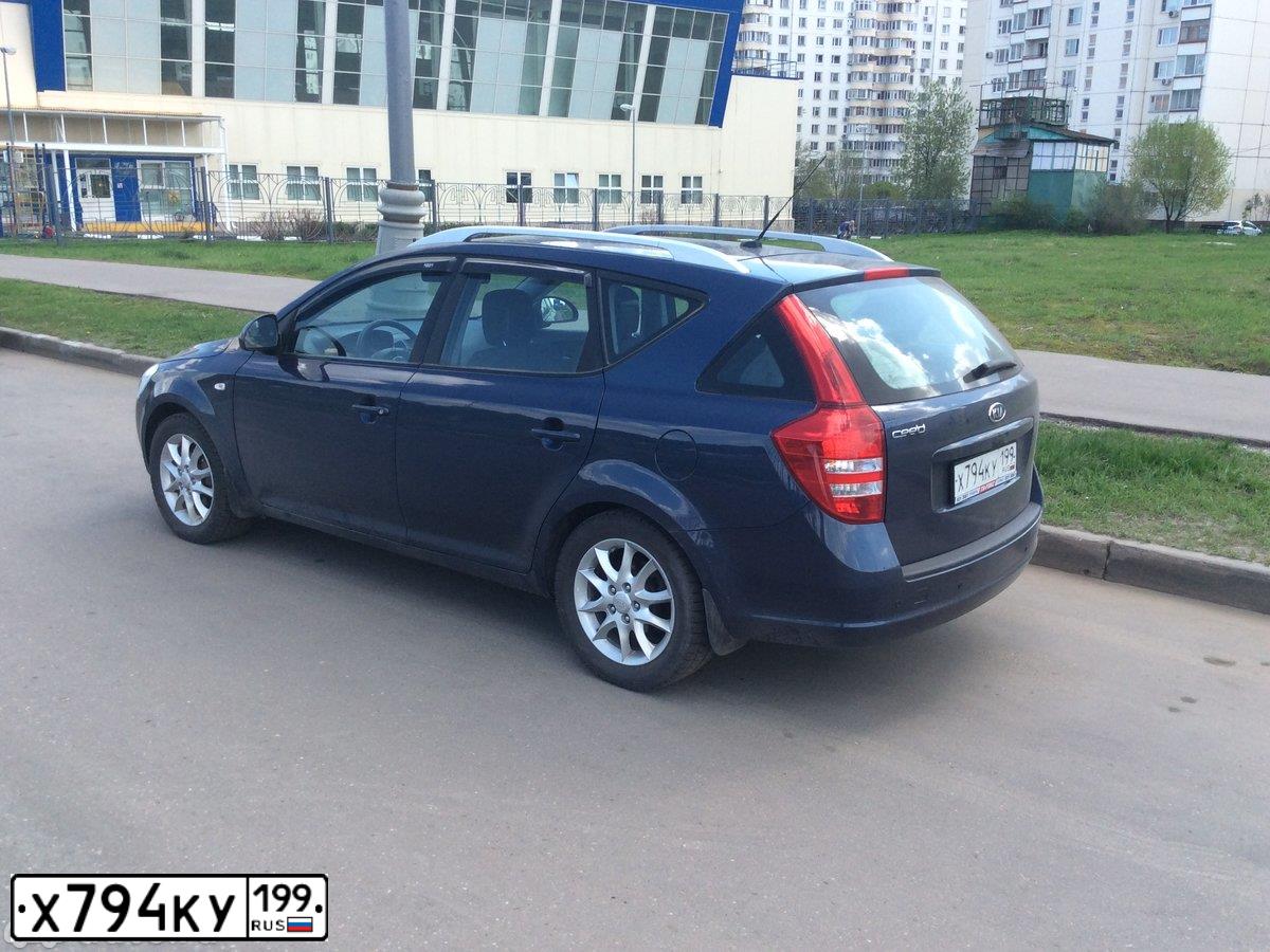 Фото автомобиля KIA CEE'D, 2008 — госномер М799ВР777. Цвет: синий