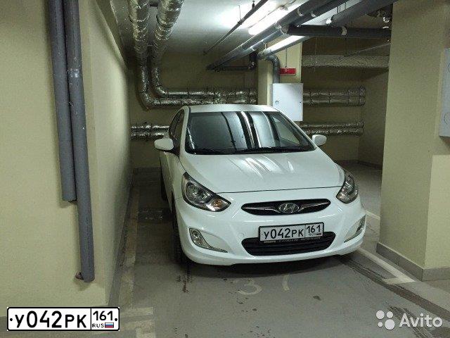 Фото автомобиля HYUNDAI SOLARIS, 2012 — госномер У042РК161. Цвет: Белый