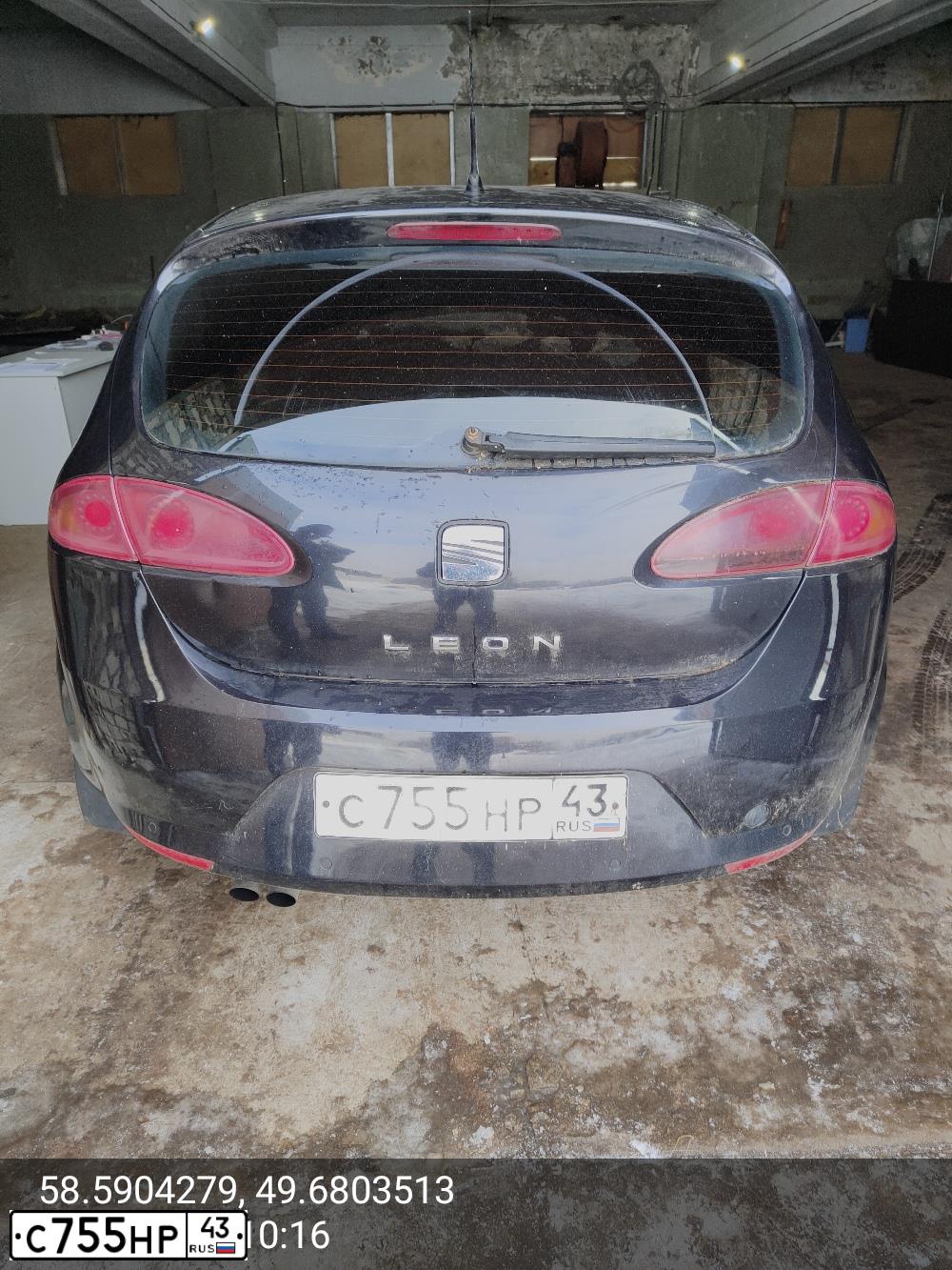 Фото автомобиля SEAT LEON, 2008 — госномер С755НР43. Цвет: ЧЕРНЫЙ