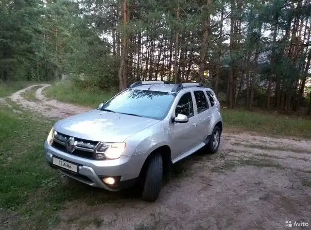 Фото автомобиля RENAULT DUSTER, 2017 — госномер О623РР40. Цвет: СВЕТЛО-СЕРЫЙ