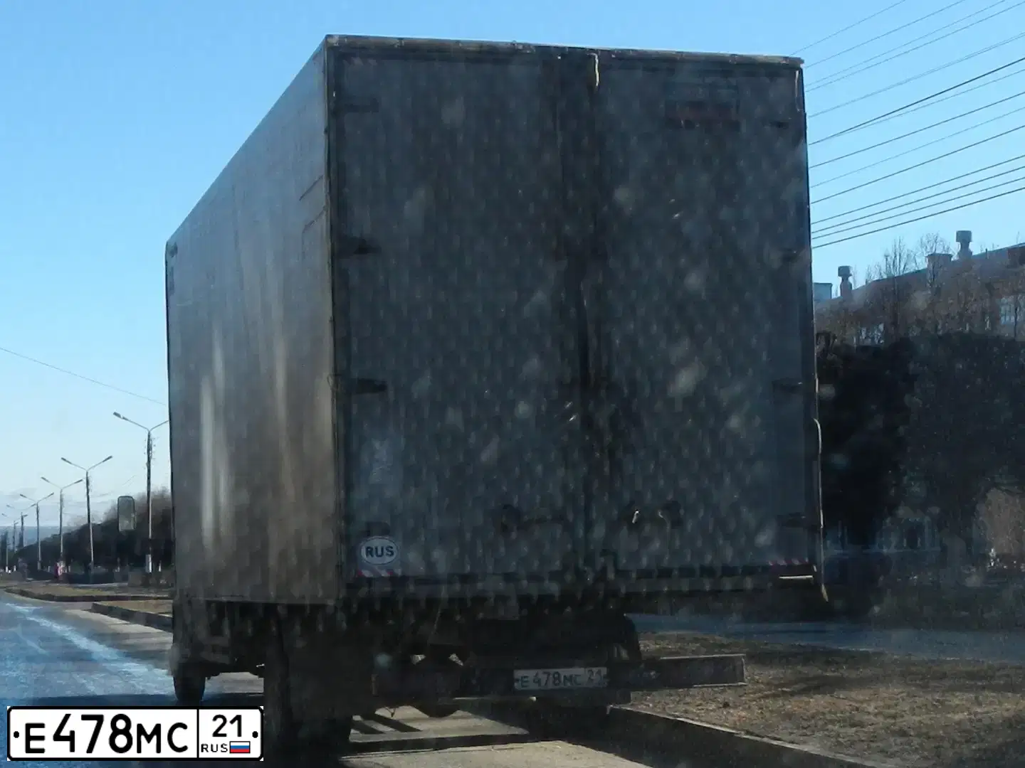 Фото автомобиля GAZ 3310 WALDAI, 2014 — госномер Е478МС21. Цвет: СЕРЫЙ