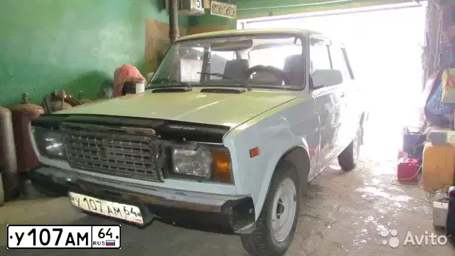 Фото автомобиля LADA 2107, 2003 — госномер У107АМ64. Цвет: Белый
