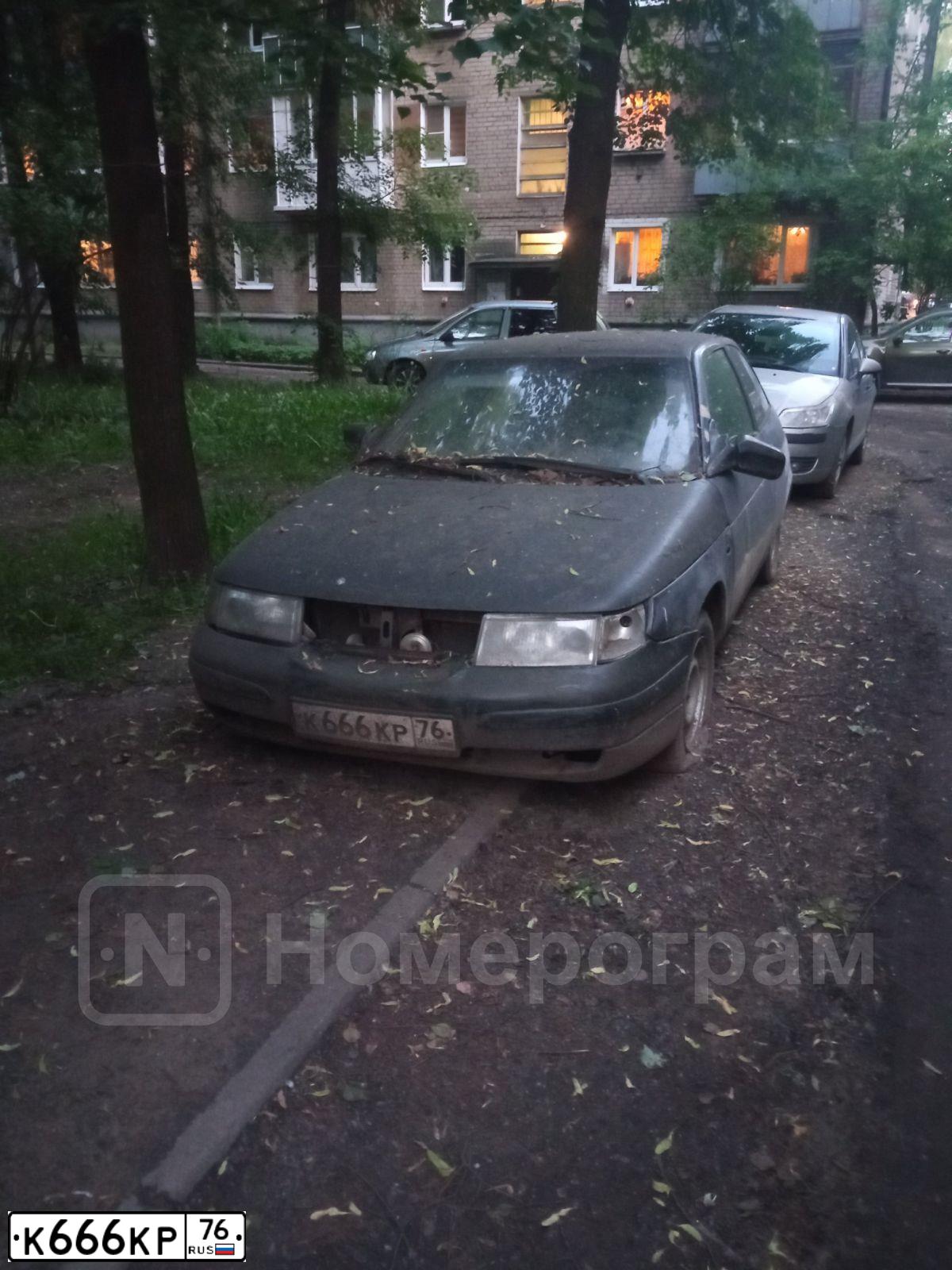 Фото автомобиля LADA 2112 LADA, 2007 — госномер К666КР76. Цвет: ЧЕРНЫЙ