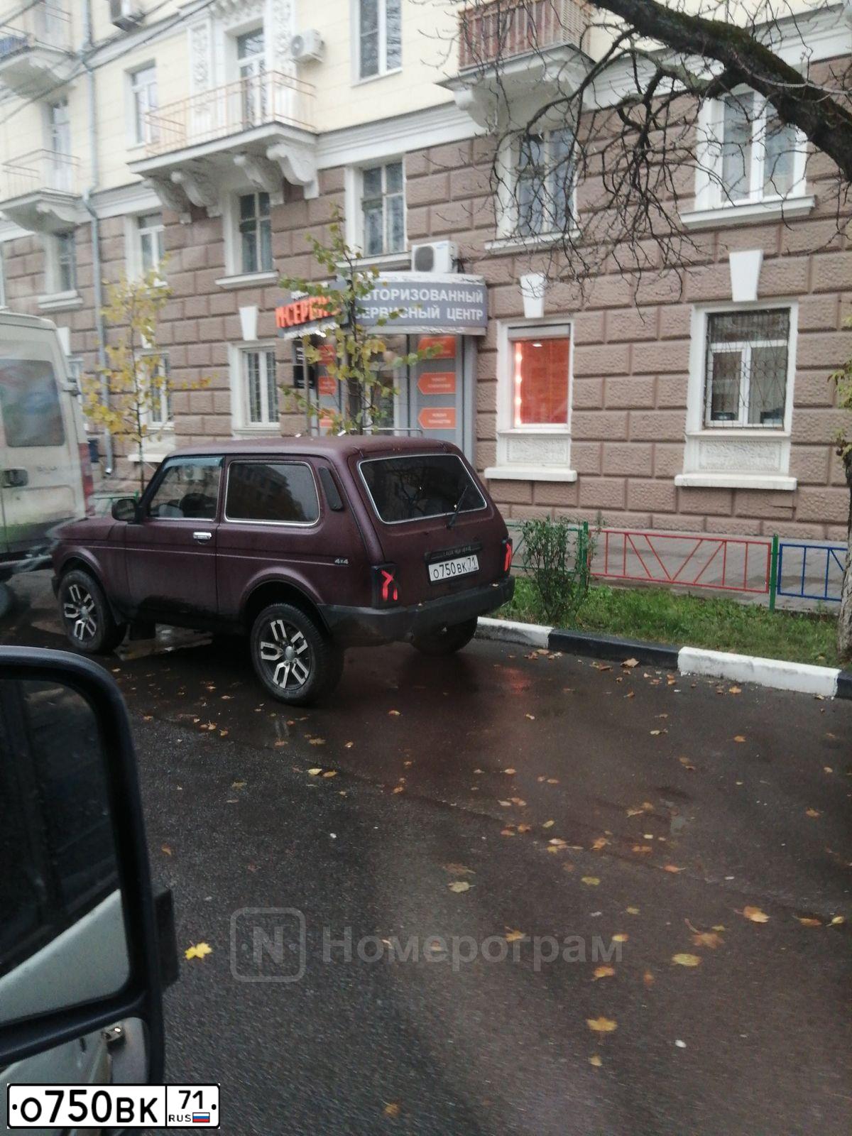 Фото автомобиля LADA 2121 NIVA, 2011 — госномер О750ВК71. Цвет: ТЕМНО-ВИШНЕВЫЙ