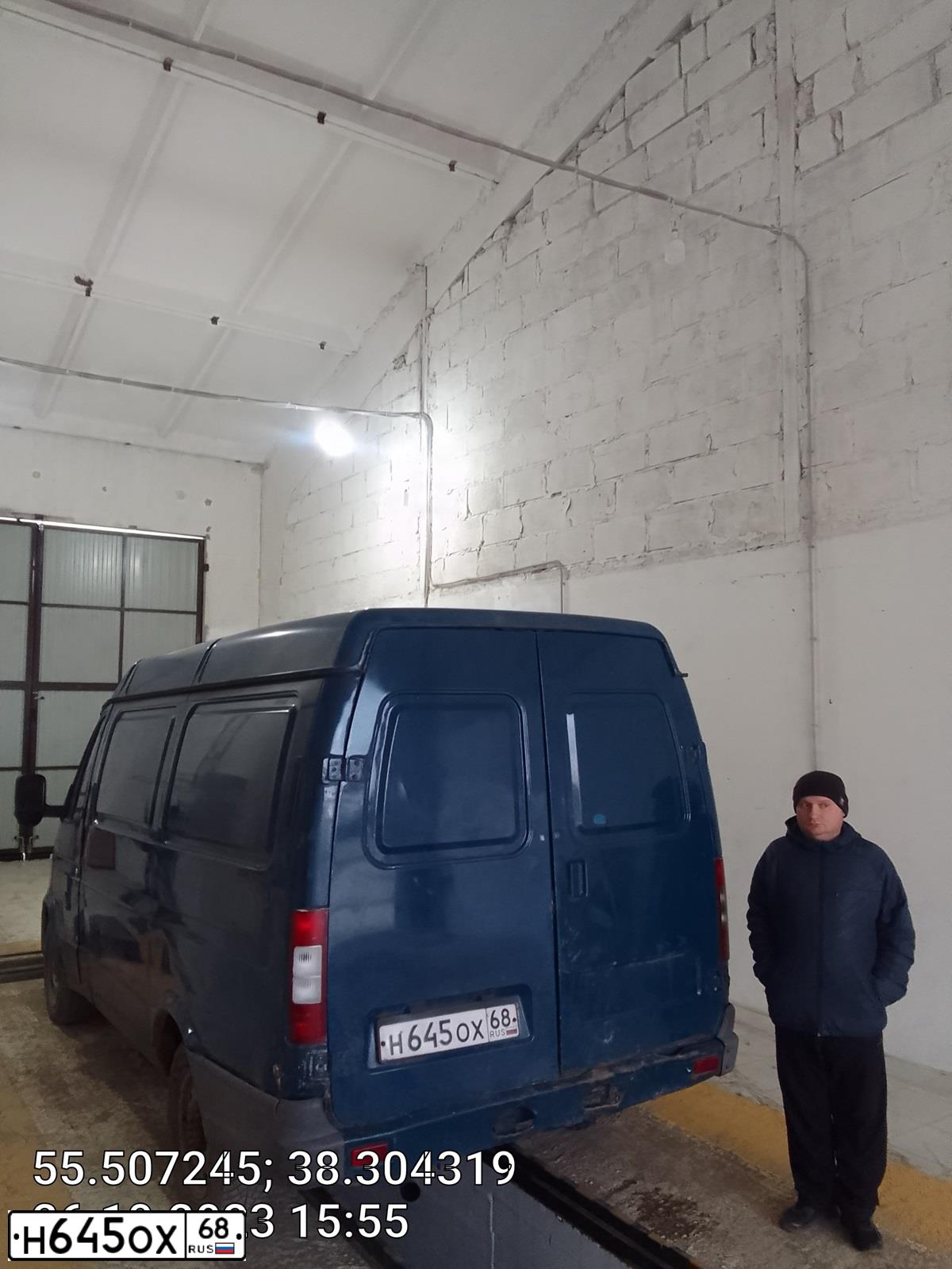 Фото автомобиля GAZ 2752 SOBOL, 2005 — госномер М887СК68. Цвет: БАЛТИКА