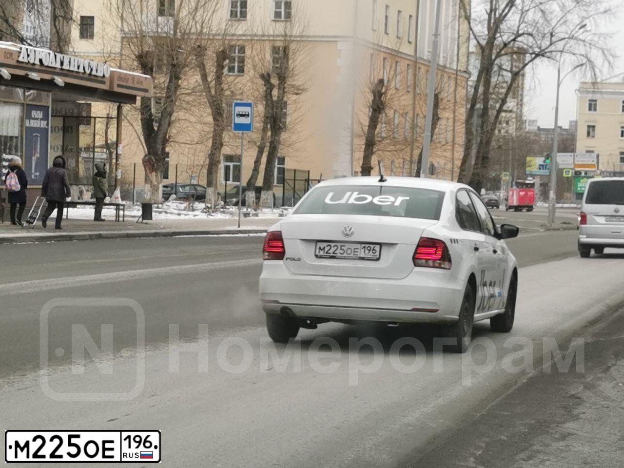 Фото автомобиля VOLKSWAGEN POLO, 2019 — госномер О461АС159. Цвет: Белый