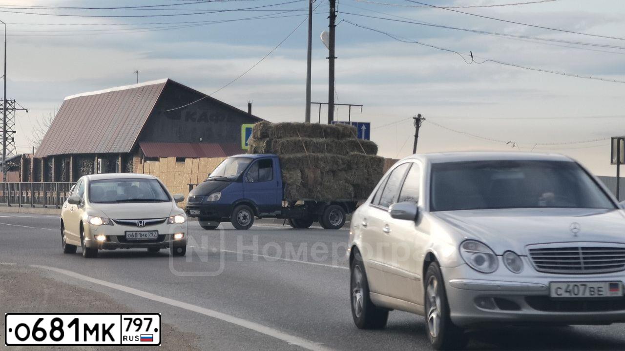 Фото автомобиля HONDA CIVIC, 2008 — госномер М396МХ761. Цвет: СЕРЫЙ