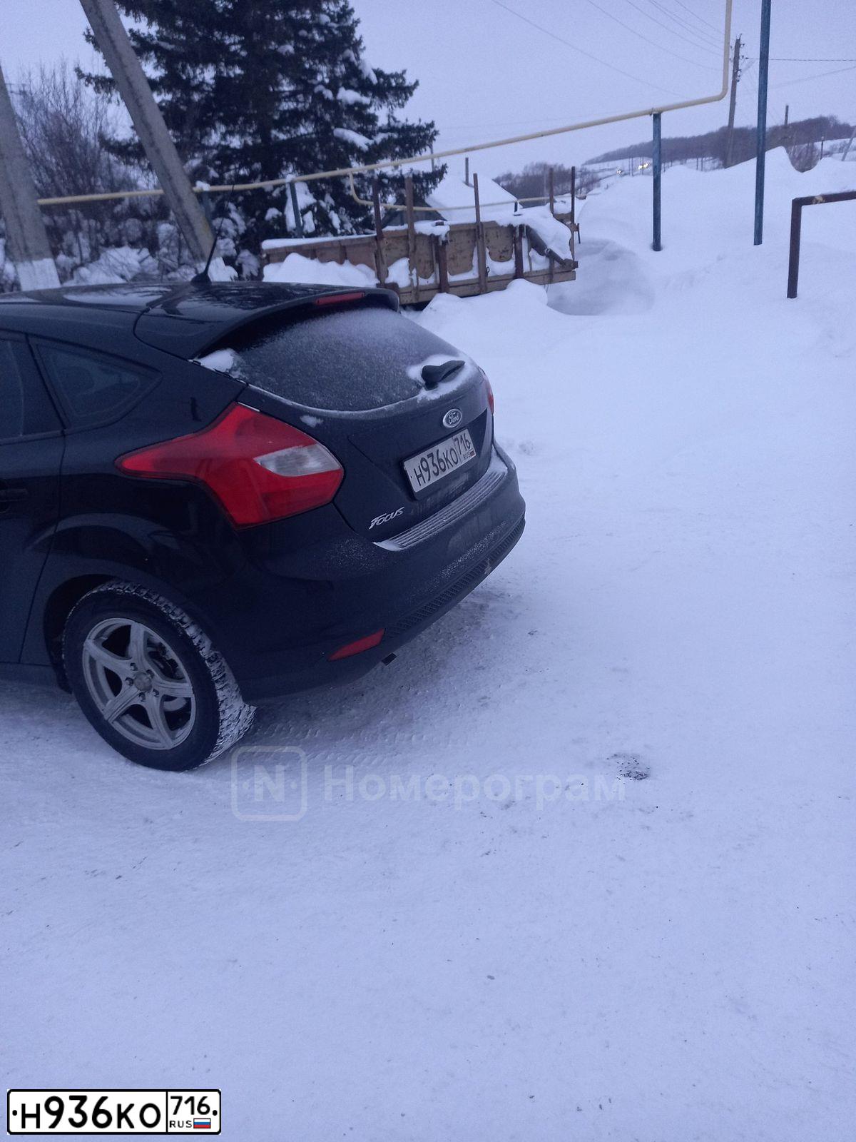 Фото автомобиля FORD FOCUS, 2013 — госномер Н936КО716. Цвет: ЧЕРНЫЙ