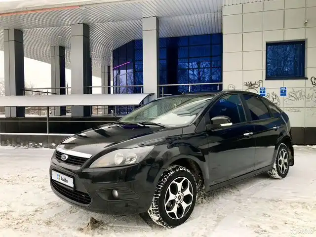 Фото автомобиля KIA RIO, 2019 — госномер О930ХС12. Цвет: СЕРЫЙ