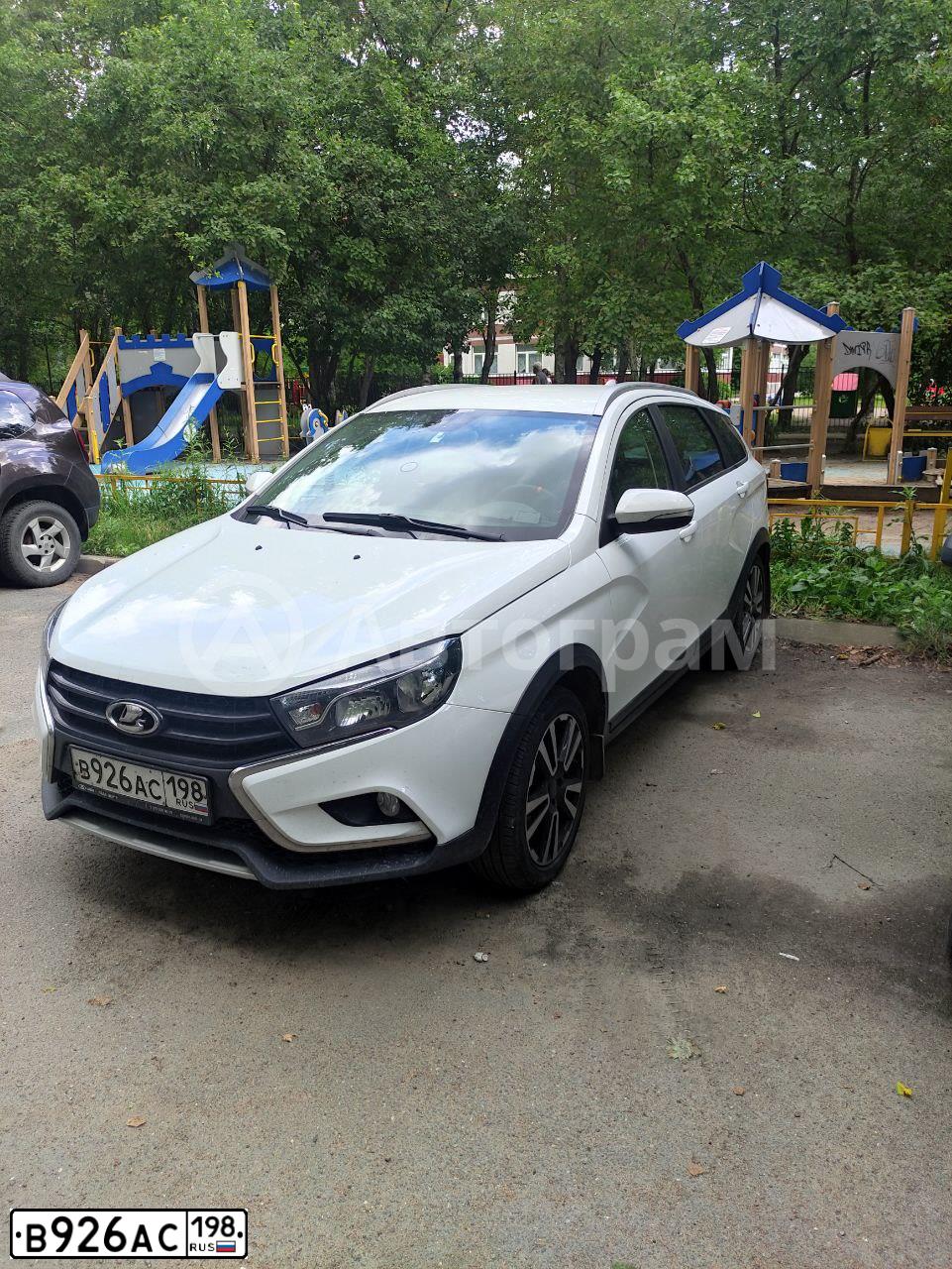 Фото автомобиля LADA VESTA, 2018 — госномер О770ХУ29. Цвет: БЕЛЫЙ