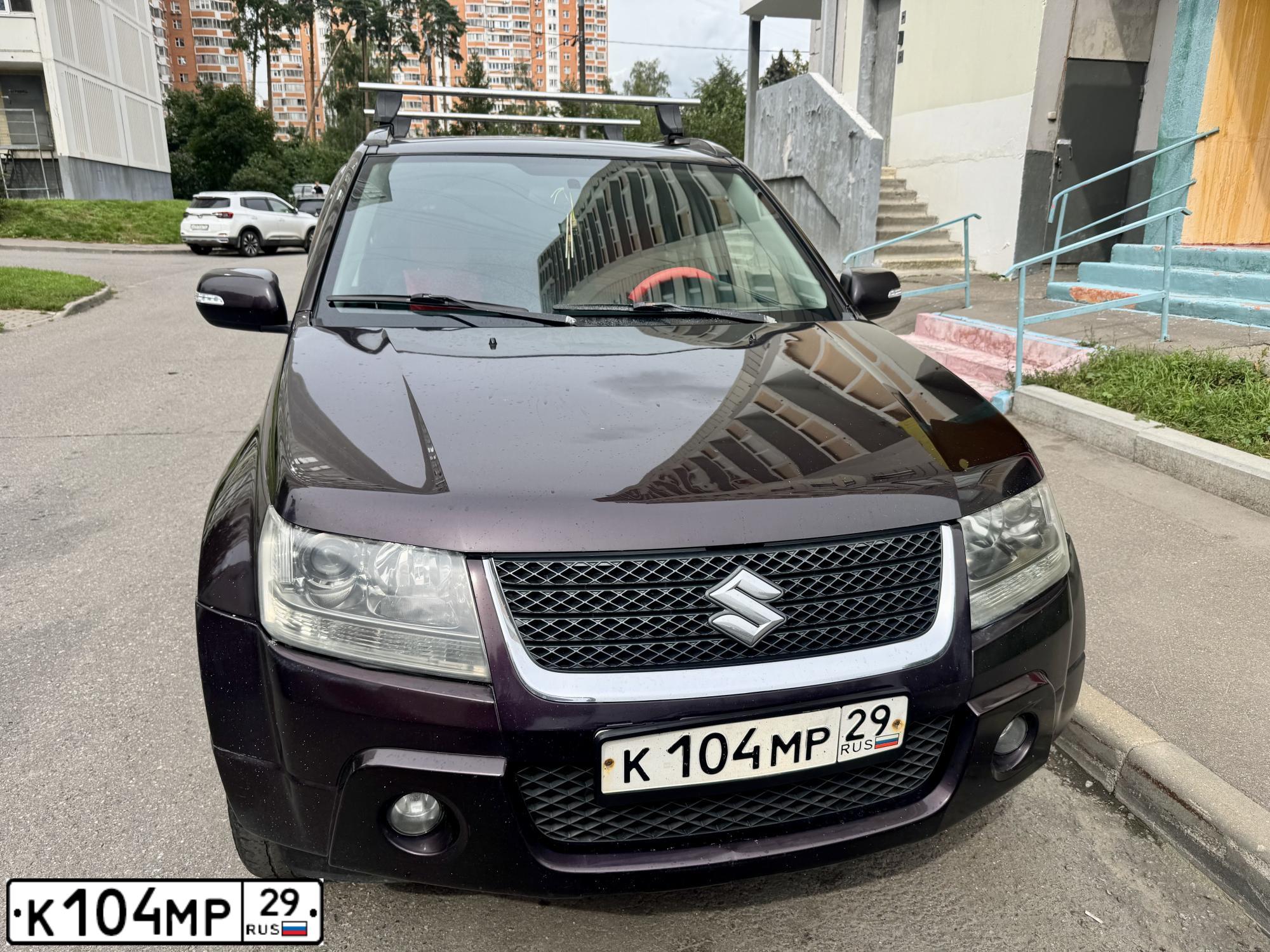 Фото автомобиля SUZUKI /GRAND/ VITARA, 2008 — госномер К104МР29. Цвет: ФИОЛЕТОВЫЙ