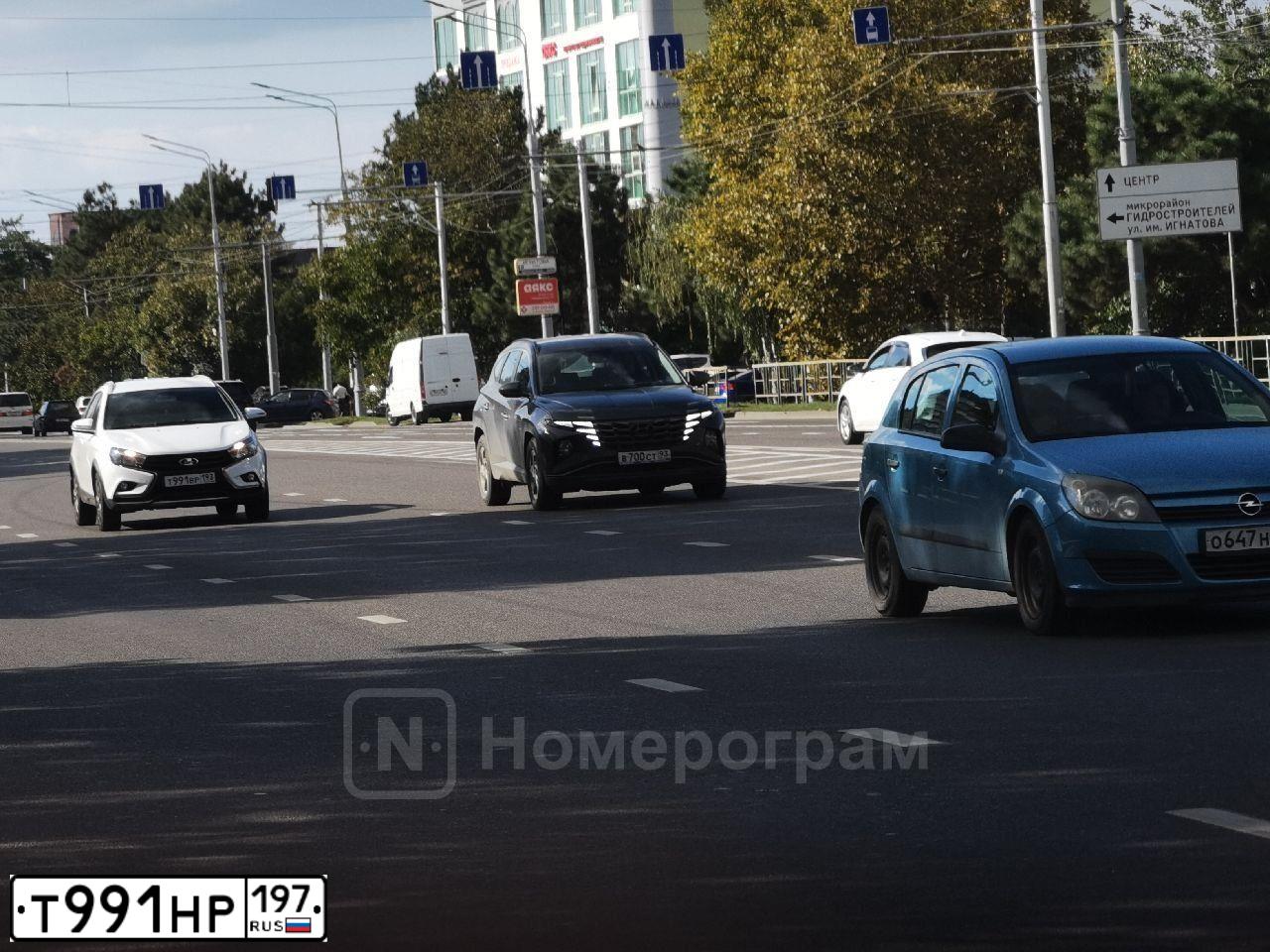 Фото автомобиля VOLVO S40, 2011 — госномер О144РС71. Цвет: Белый