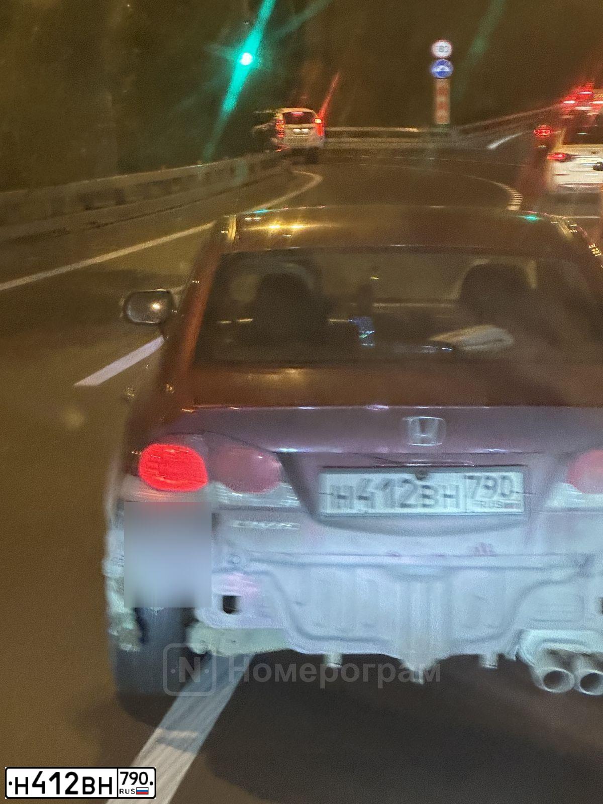 Фото автомобиля HONDA CIVIC, 2010 — госномер Н412ВН790. Цвет: ТЕМНО-КРАСНЫЙ