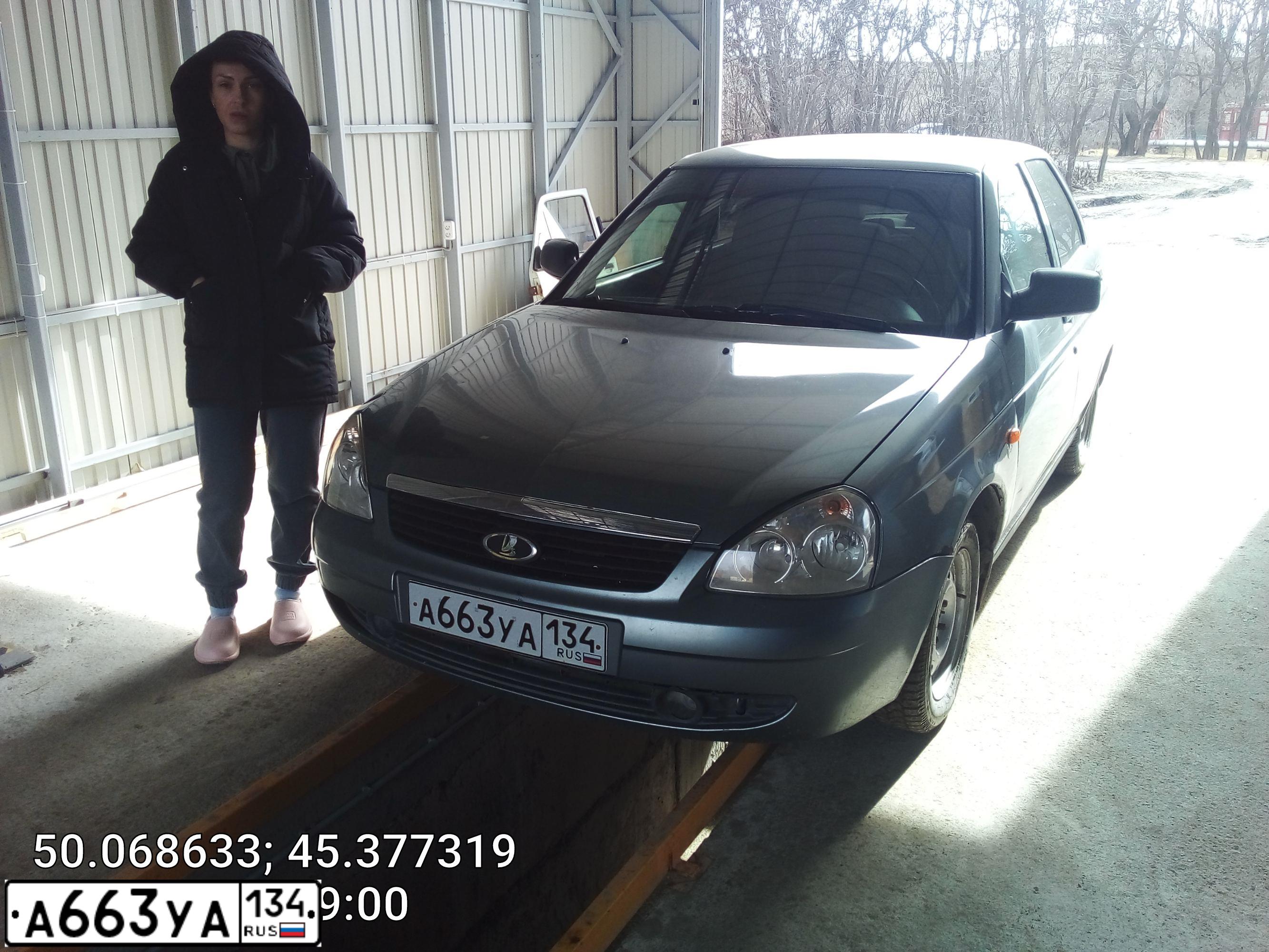 Фото автомобиля LADA PRIORA, 2010 — госномер М390ТТ69. Цвет: СРЕДНИЙ СЕРО-ЗЕЛЕН МЕТ.