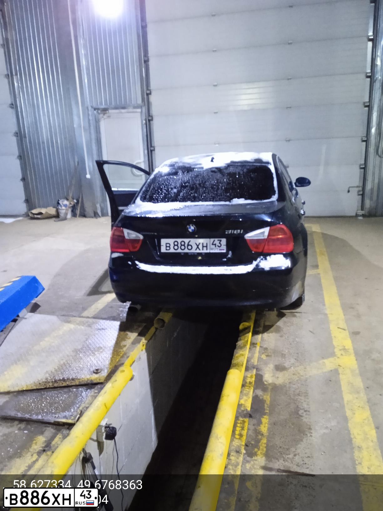 Фото автомобиля BMW SERIE 3, 2007 — госномер В886ХН43. Цвет: ЧЕРНЫЙ