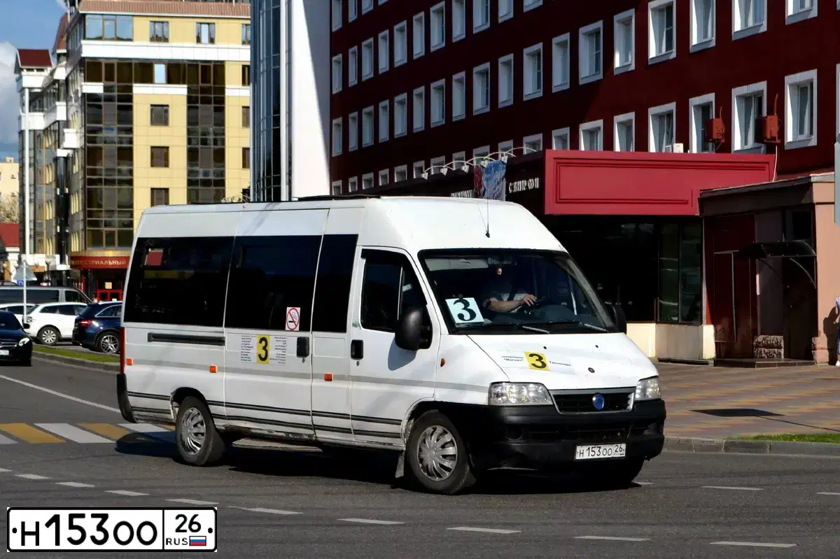 Фото автомобиля FIAT DUCATO, 2010 — госномер Н153ОО26. Цвет: Белый