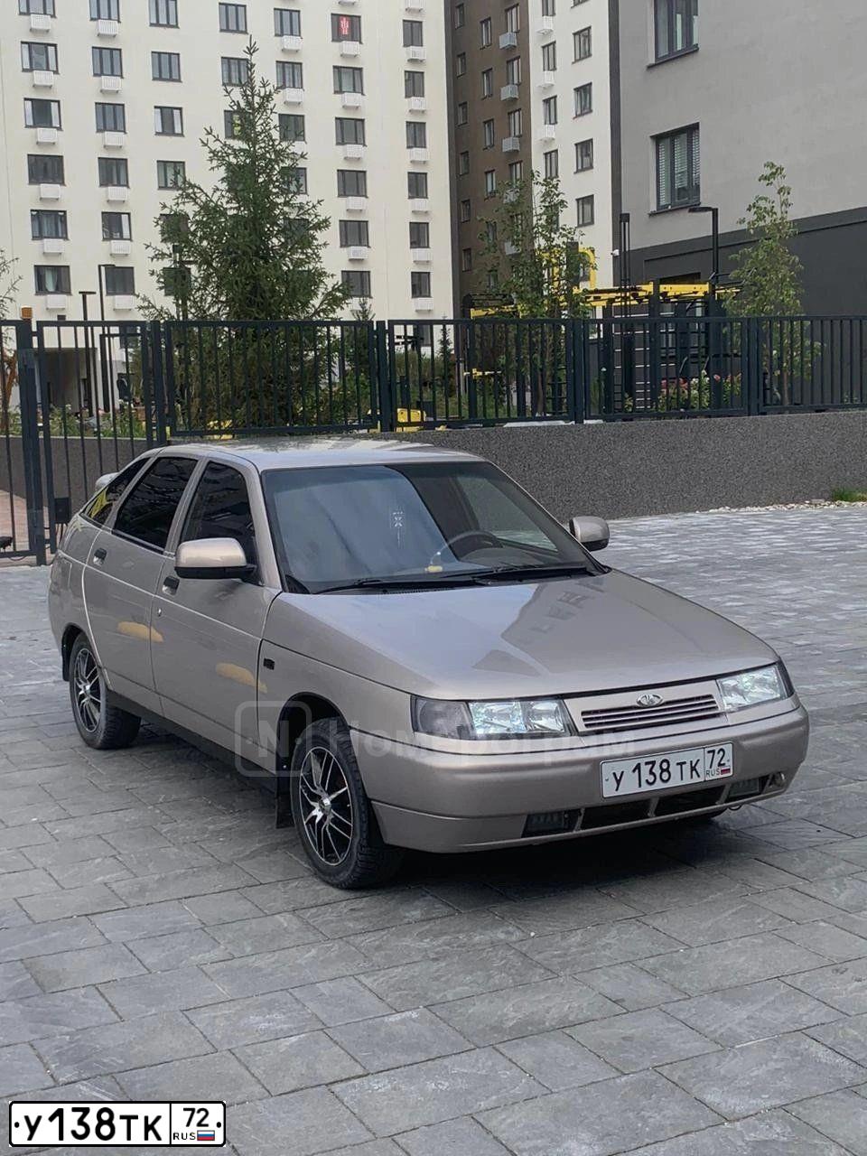 Фото автомобиля LADA 2112, 2007 — госномер У138ТК72. Цвет: БЕЖЕВО-СИРЕНЕВЫЙ