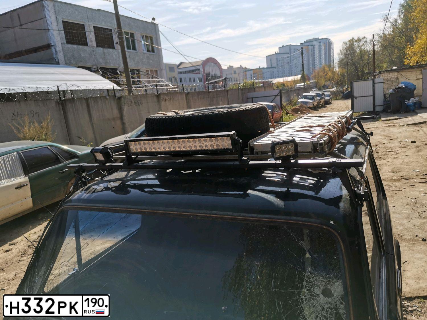 Фото автомобиля LADA 2121 NIVA, 1996 — госномер К002МС50. Цвет: ЗЕЛЕНЫЙ