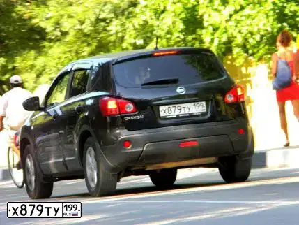 Фото автомобиля NISSAN QASHQAI, 2009 — госномер М037ВА799. Цвет: ЧЕРНЫЙ