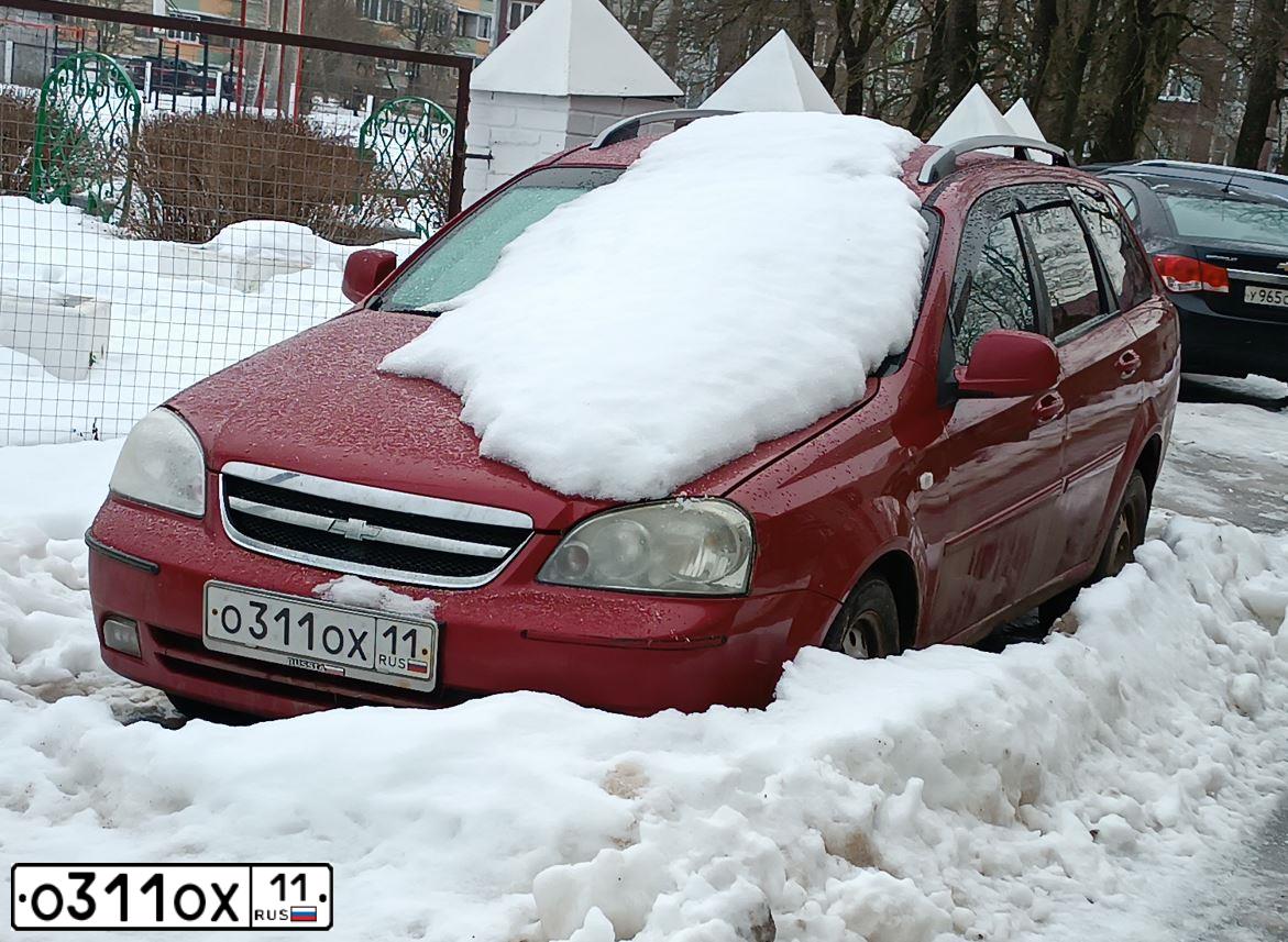 Фото автомобиля CHEVROLET LACETTI, 2012 — госномер О311ОХ11. Цвет: Красный