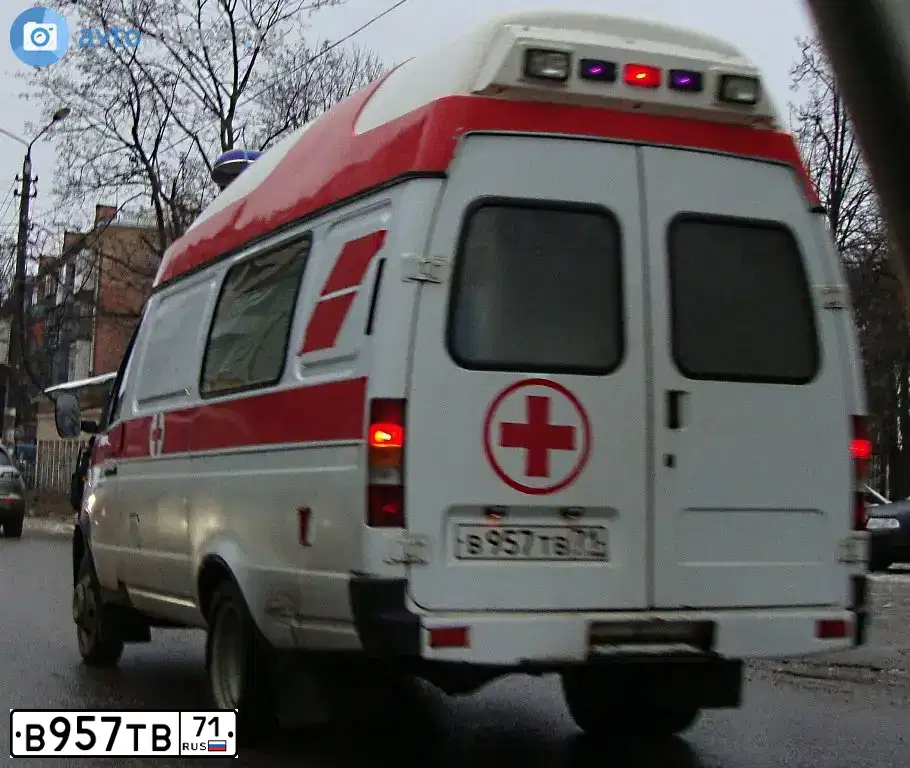 Фото автомобиля GAZ 2705 EL, 2001 — госномер В957ТВ71. Цвет: ГОСТ Р50574-93