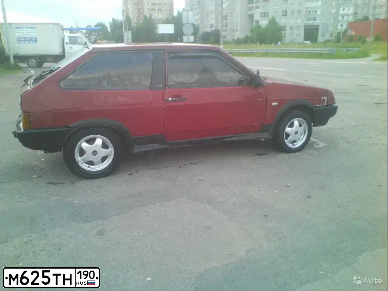 Фото автомобиля LADA 2108 SAMARA, 1987 — госномер А864ВА750. Цвет: ВИШНЕВЫЙ