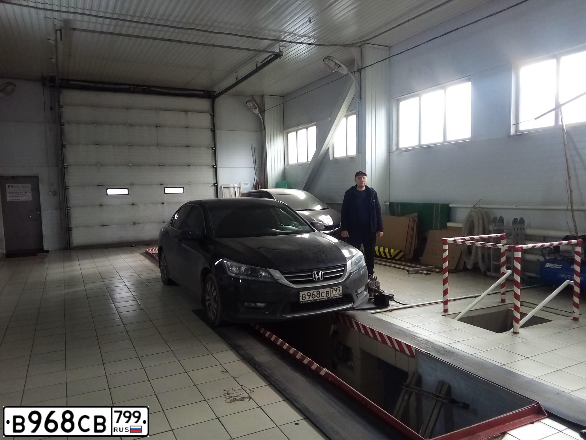 Фото автомобиля HONDA ACCORD, 2013 — госномер А222МА37. Цвет: ЧЕРНЫЙ
