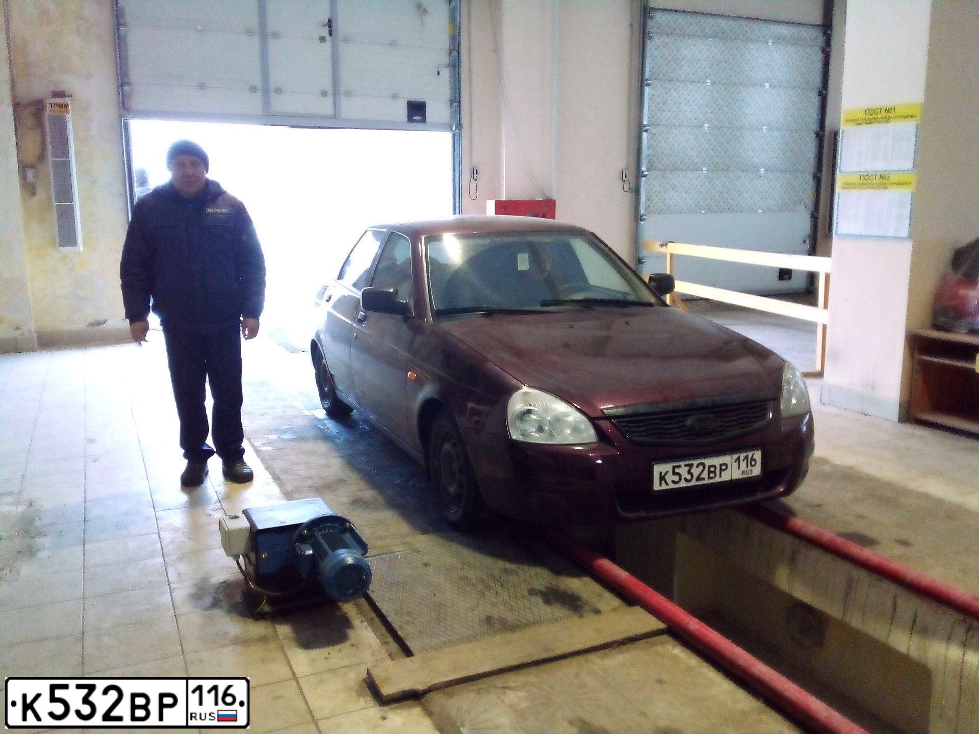 Фото автомобиля LADA 2170 PRIORA, 2008 — госномер К532ВР116. Цвет: ТЕМНО-ВИШНЕВЫЙ