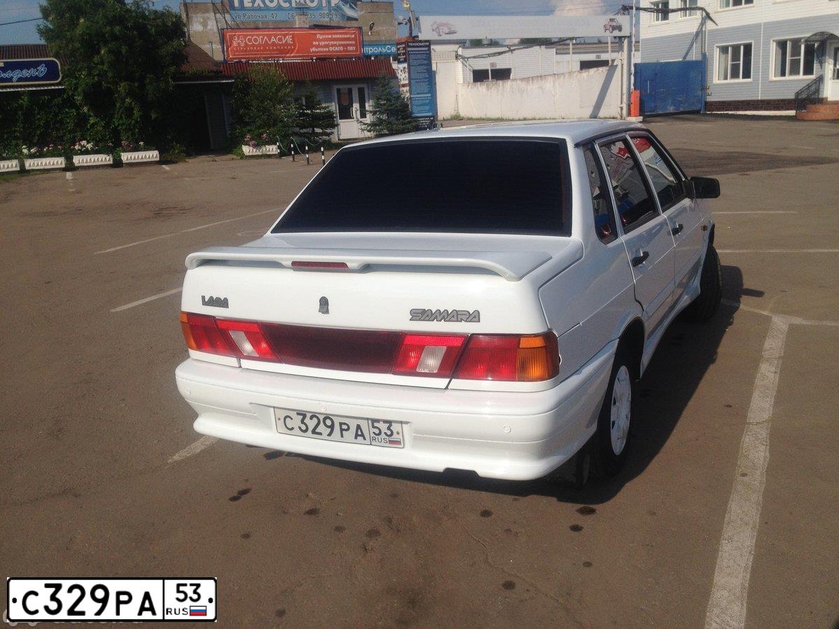 Фото автомобиля LADA 2115 SAMARA, 2011 — госномер С329РА53. Цвет: БЕЛЫЙ