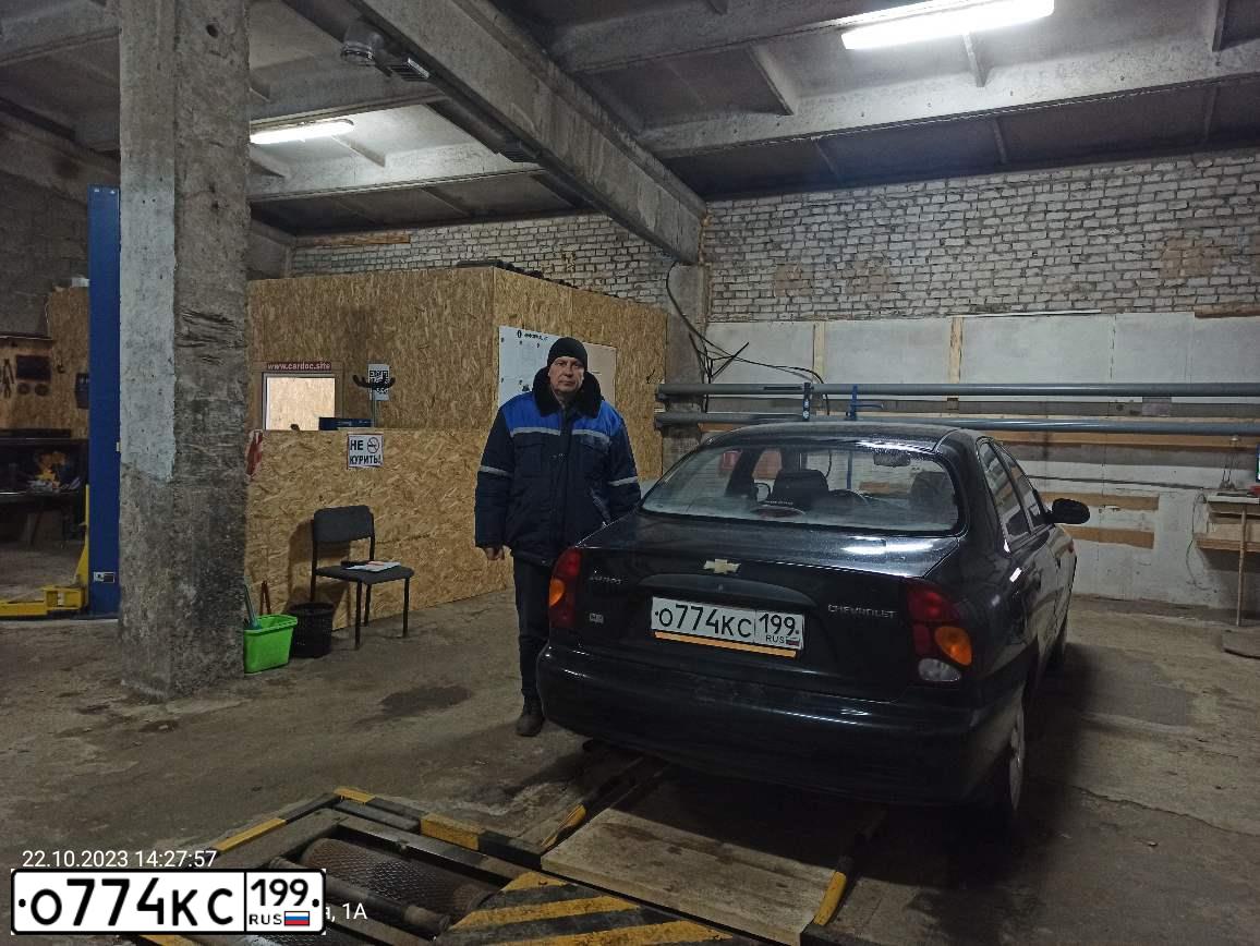 Фото автомобиля CHEVROLET LANOS, 2008 — госномер А686ТЕ790. Цвет: ЧЕРНЫЙ