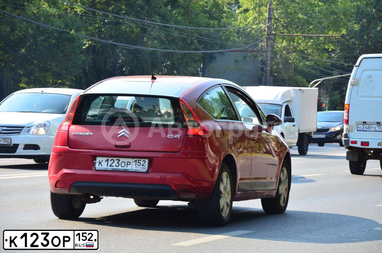 Фото автомобиля CITROEN C4, 2007 — госномер У722ЕХ152. Цвет: ТЕМНО-КРАСНЫЙ