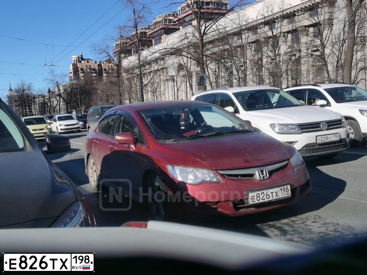 Фото автомобиля HONDA CIVIC, 2008 — госномер Т462МЕ73. Цвет: ТЕМНО-КРАСНЫЙ