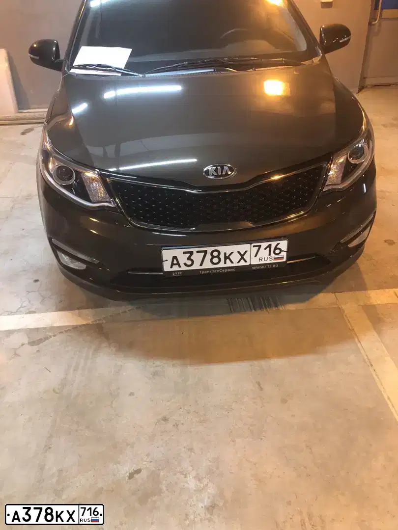 Фото автомобиля KIA RIO, 2017 — госномер В294АМ716. Цвет: Коричневый