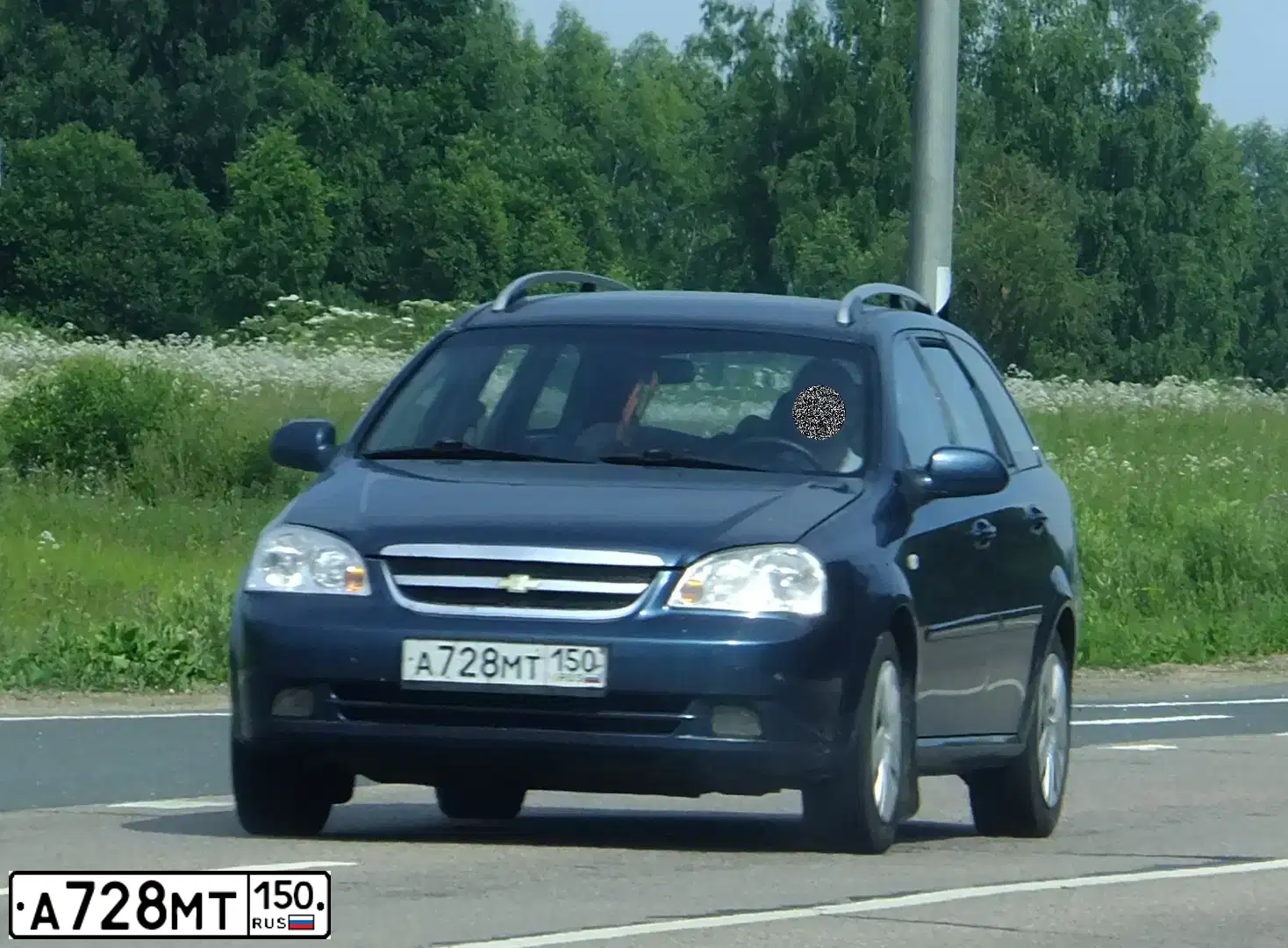 Фото автомобиля CHEVROLET LACETTI, 2008 — госномер А728МТ150. Цвет: СИНИЙ ТЕМНЫЙ