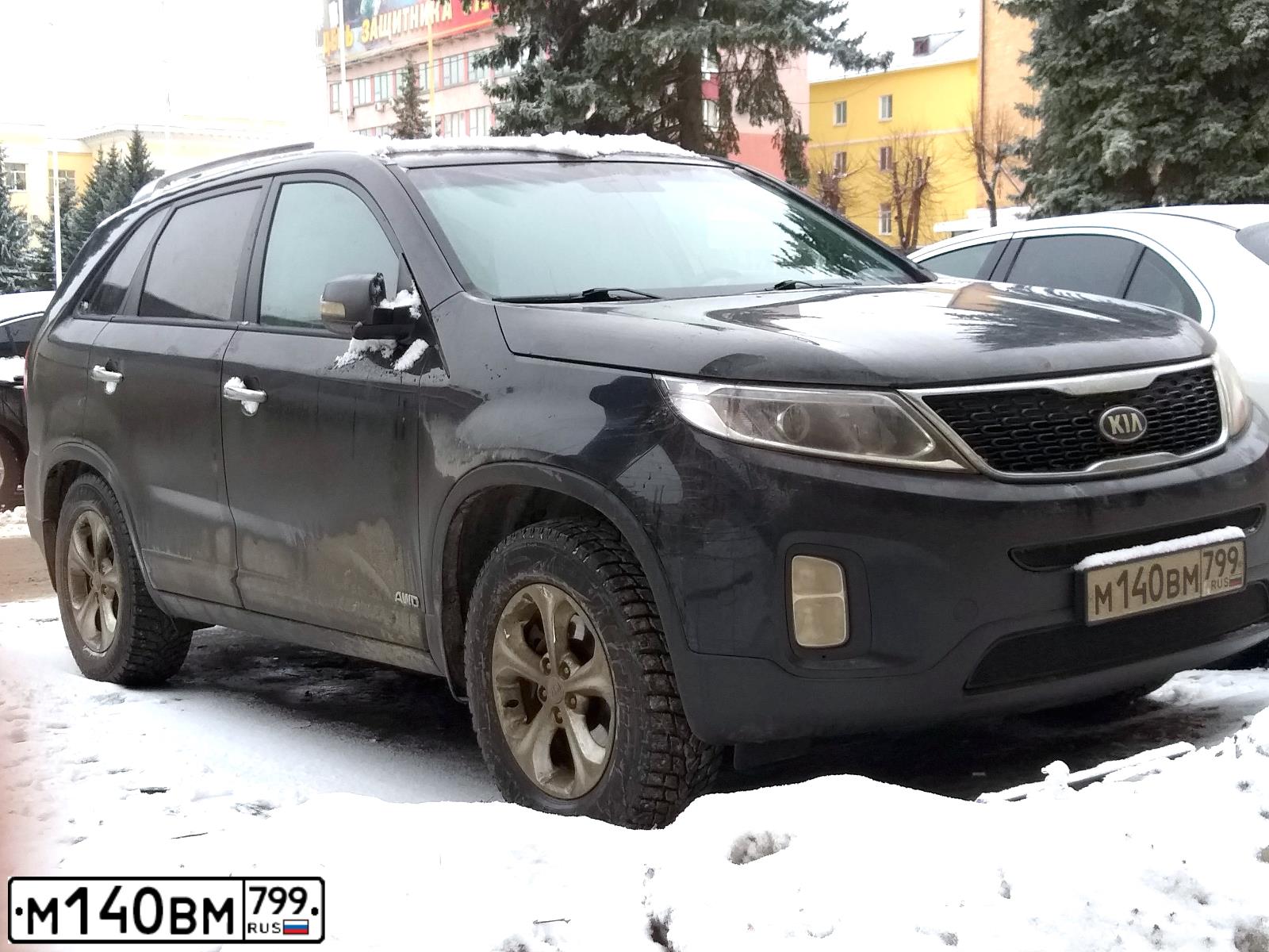 Фото автомобиля KIA SORENTO, 2017 — госномер М140ВМ799. Цвет: ЧЕРНЫЙ
