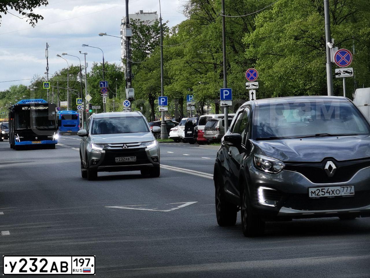Фото автомобиля SSANGYONG ACTYON SPORTS, 2010 — госномер Е815НМ45. Цвет: ЧЕРНЫЙ