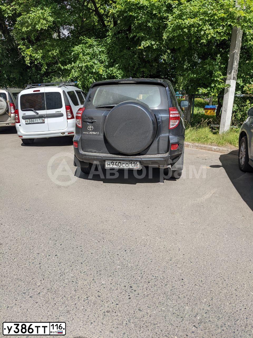Фото автомобиля LADA LARGUS, 2012 — госномер У386ТТ116. Цвет: БЕЛЫЙ