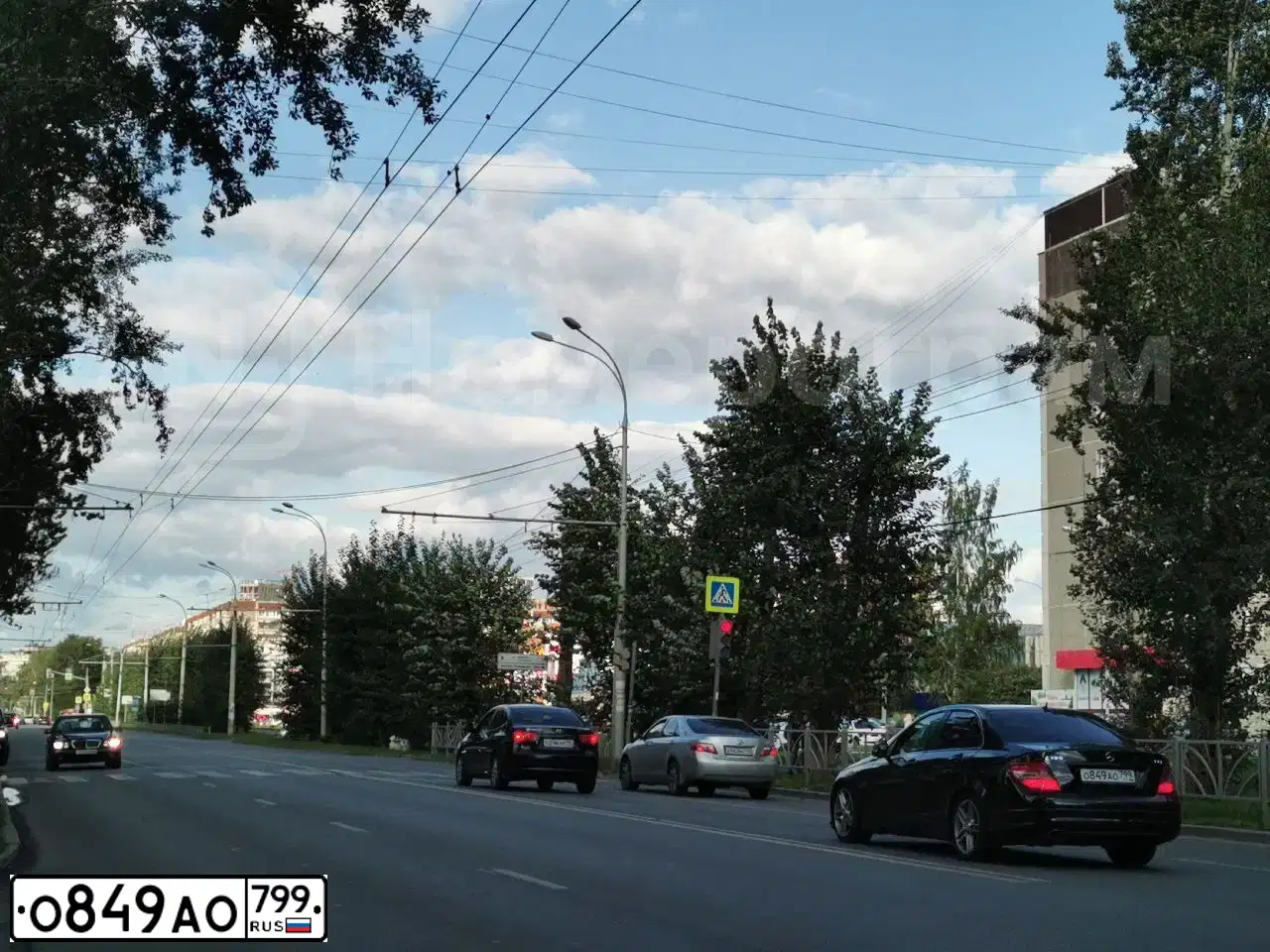 Фото автомобиля MERCEDES C-KLASSE, 2011 — госномер М046МХ197. Цвет: ЧЕРНЫЙ