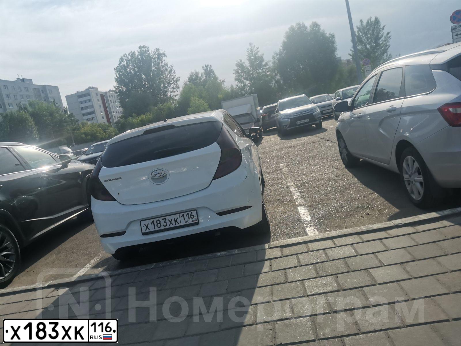 Фото автомобиля HYUNDAI SOLARIS, 2016 — госномер Х183ХК116. Цвет: БЕЛЫЙ